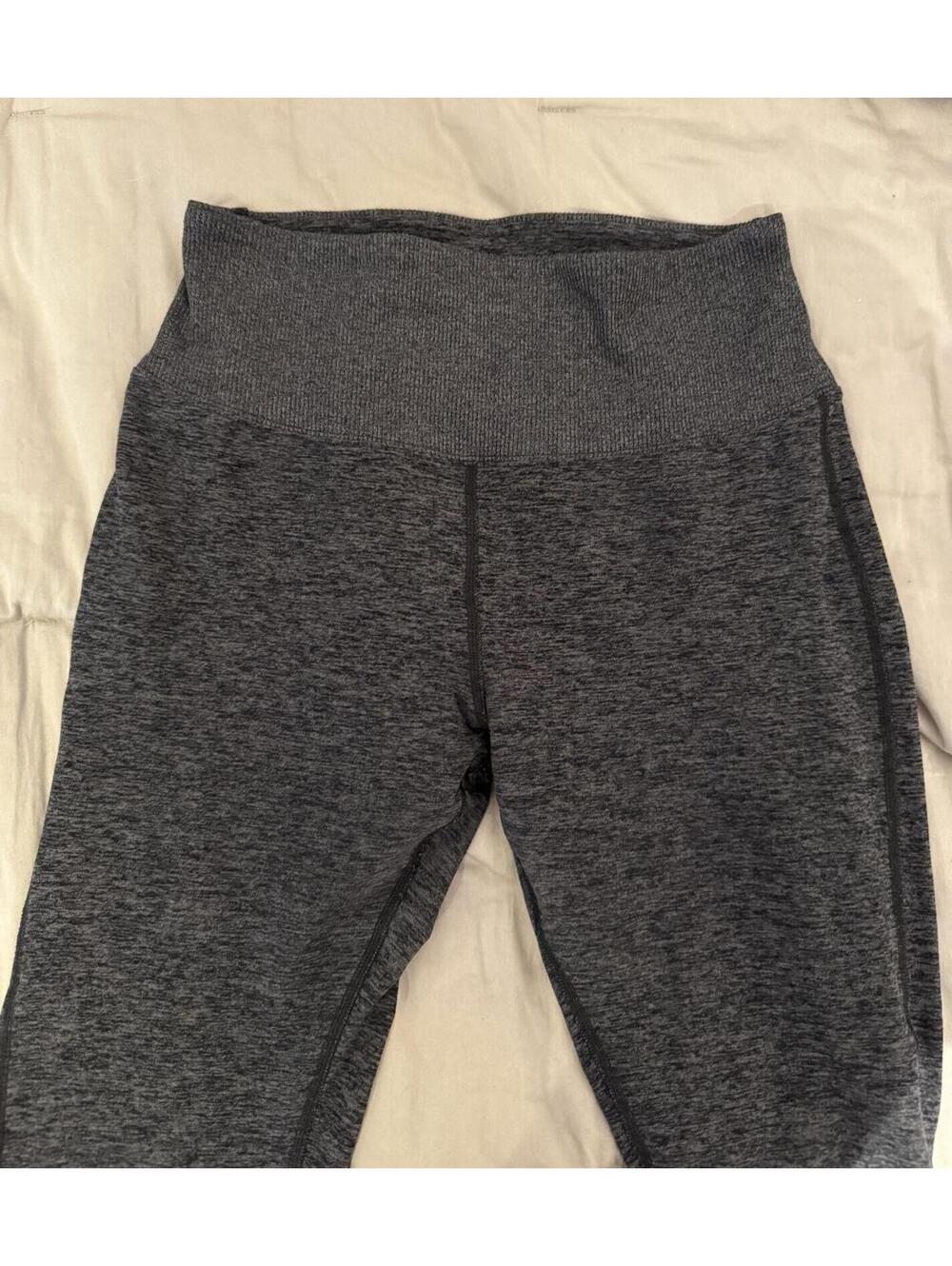 Alo Yoga Gray Seamless Leggings, Size M